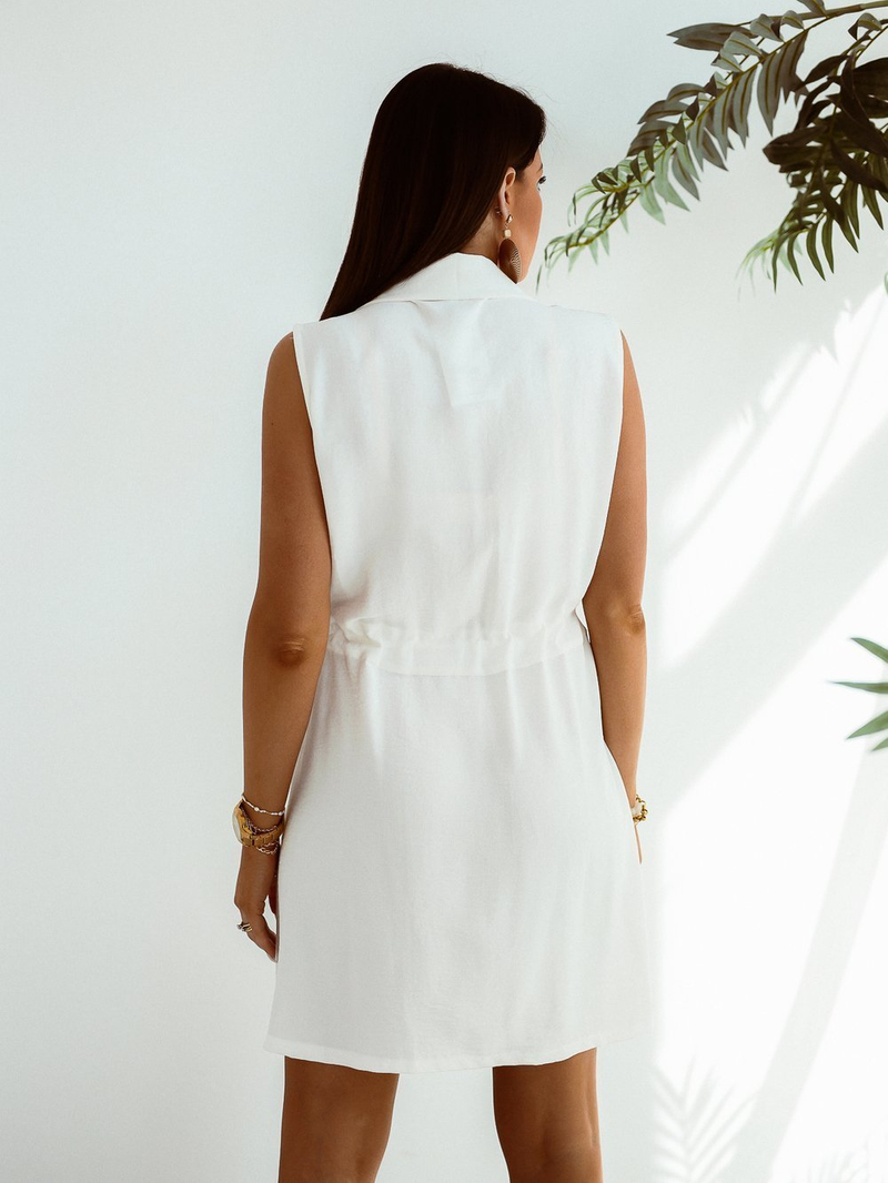 sleeveless white gown