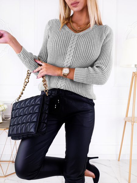 Szary sweter z warkoczem Hedwig