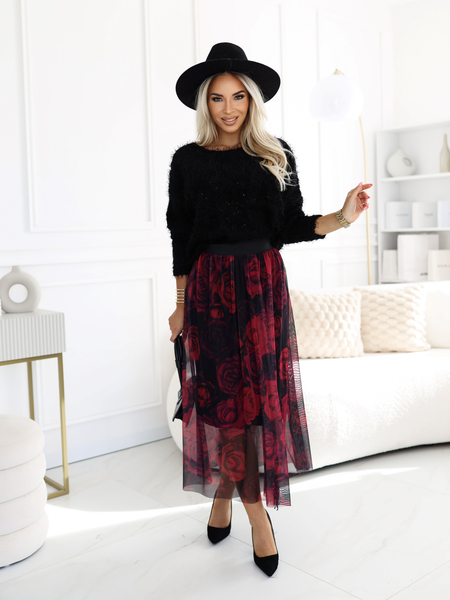 Czarny sweter fluffy z ozdobnymi cekinami