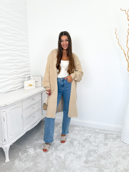 Beżowy długi kardigan fluffy