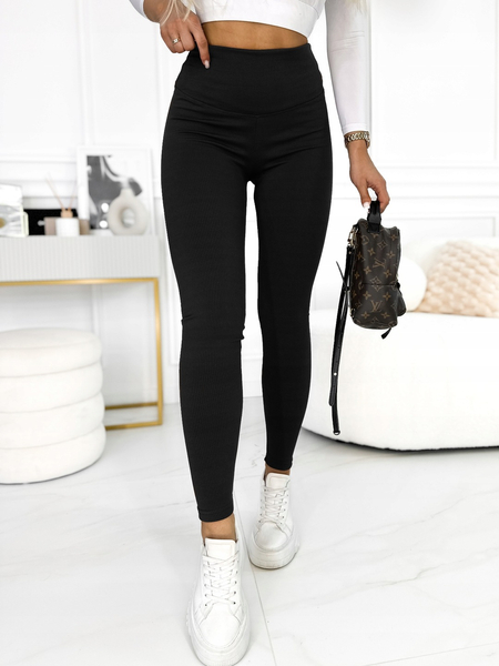 Czarne prążkowane ocieplane legginsy