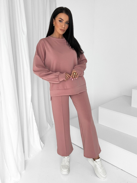 Brudny róż komplet dresowy z szeroką nogawką