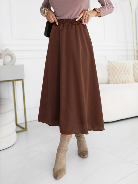 Brązowa satynowa spódnica o długości midi