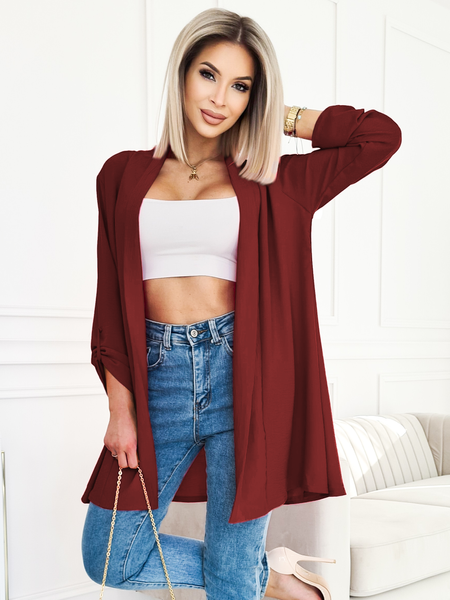 Bordowa narzutka z lejącego materiału