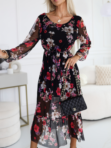 Czarna sukienka w beżowo-różowe kwiaty Flower