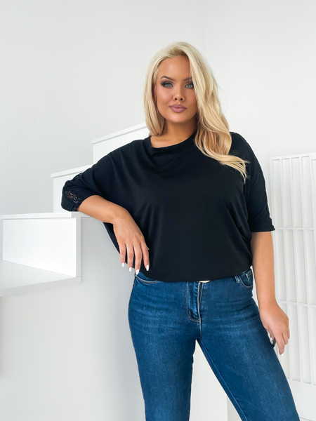 Czarna bluzka z koronkowymi rękawami Isabelle