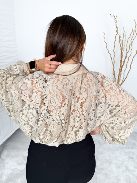 Beżowa koronkowa koszula Raven
