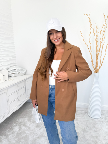 Camel dwurzędowy płaszcz Zelda