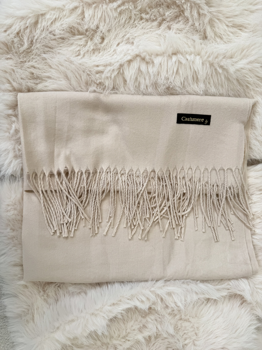 Jasny beż szalik z frędzlami
