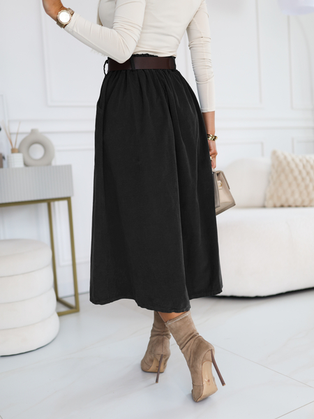 Czarna rozkloszowana spódnica sztruksowa