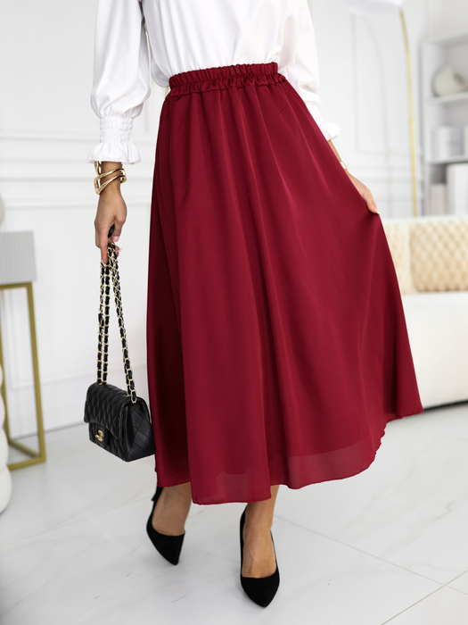 Bordowa satynowa spódnica o długości midi