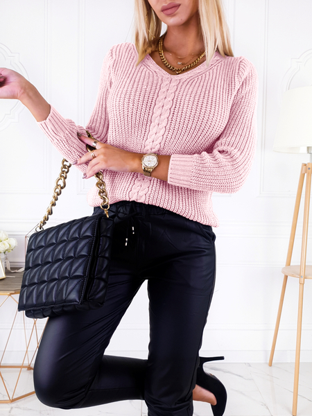 Różowy sweter z warkoczem Hedwig