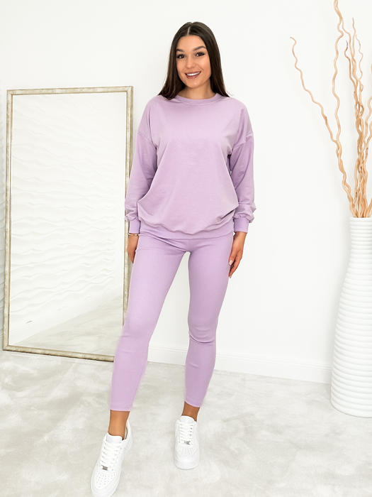 Liliowy komplet dresowy z legginsami