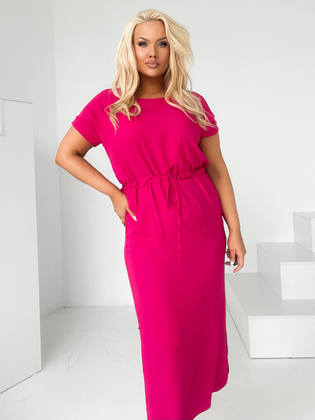 Malinowa długa sukienka z troczkiem Daniela