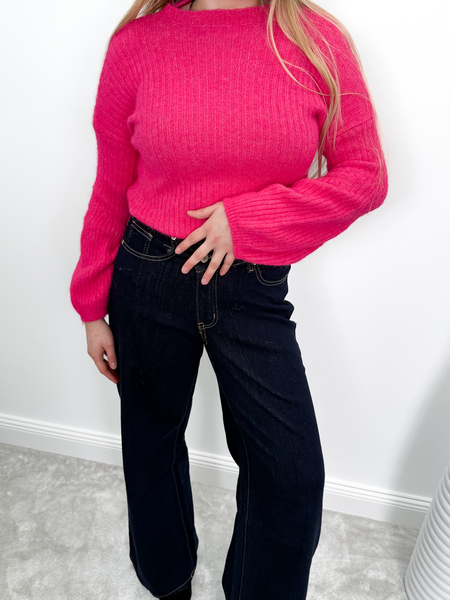 Fuksja moher i wełna sweter dzwonek