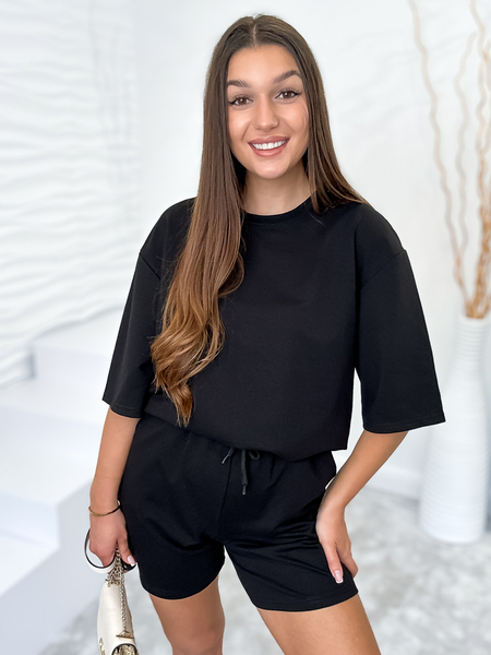 Czarny komplet dresowy z szortami