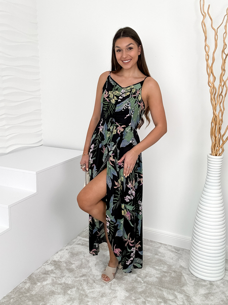 Czarna sukienka wiązana pod dekoltem Elena