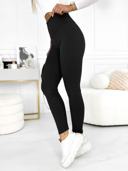 Czarne prążkowane ocieplane legginsy