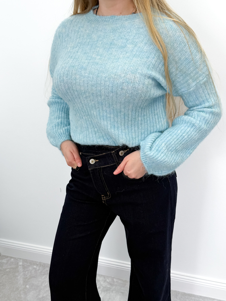 Błękitny moher i wełna sweter dzwonek