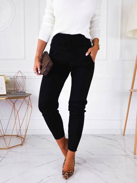 Czarne dzianinowe joggery