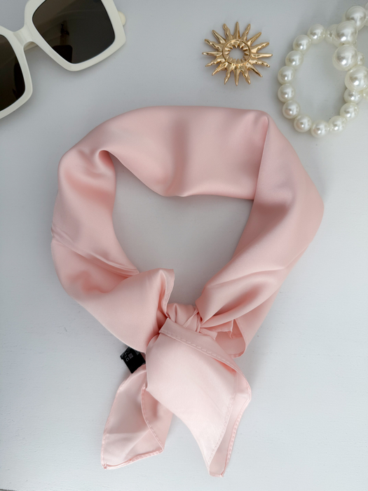 Pudrowy róż gładka apaszka