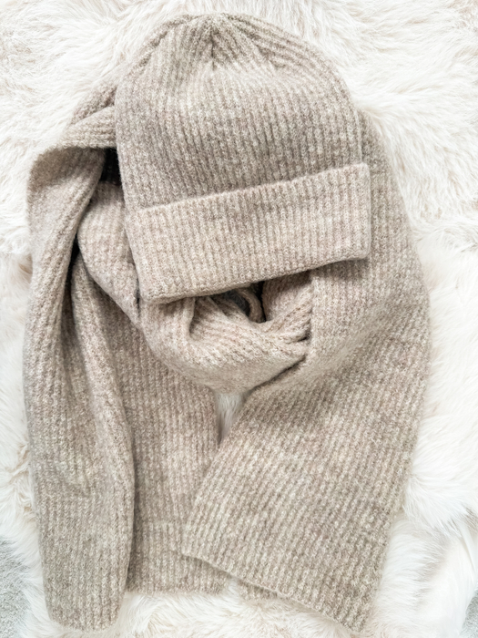 Beżowy komplet moher i wełna czapka + szalik