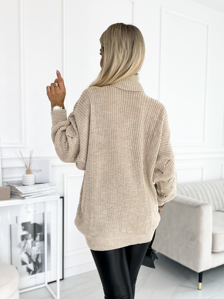 Beżowy sweter z golfem Vita