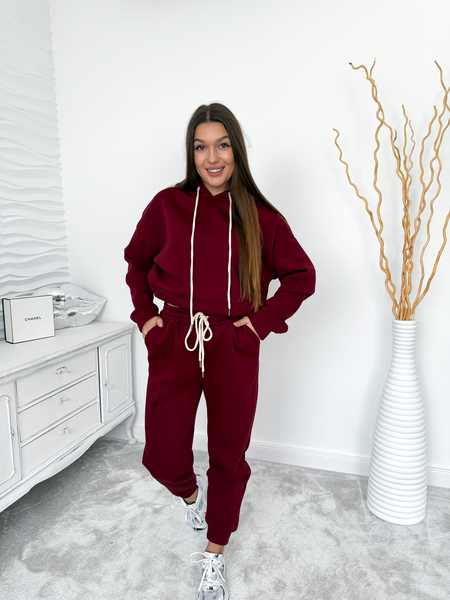 Bordowy ciepły komplet dresowy