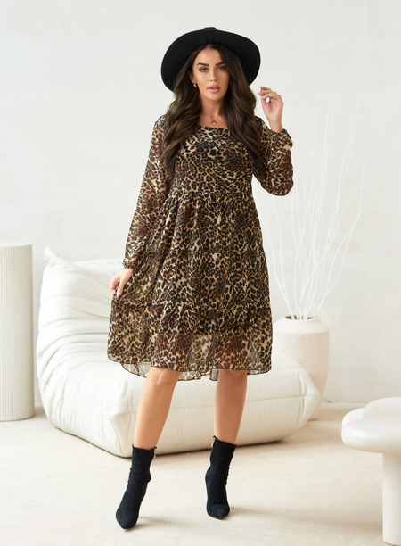 Brązowa sukienka oversize we wzór panterki