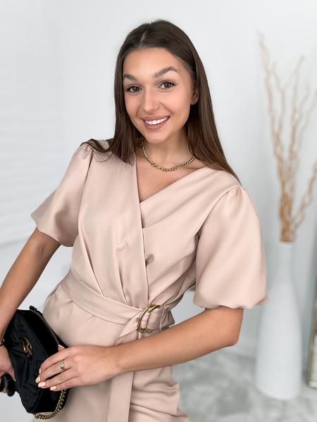 Beżowa sukienka z paskiem i bufkami Chloe II