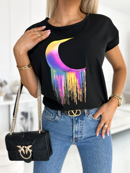 Czarny t- shirt z kolorową aplikacją księżyca