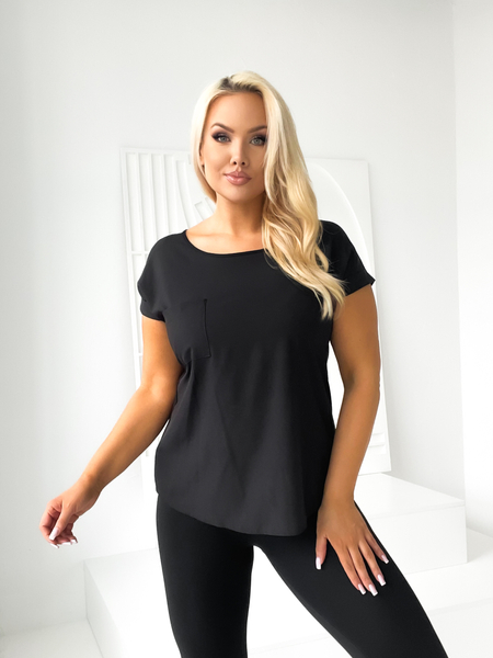 Czarna bluzka z kieszonką