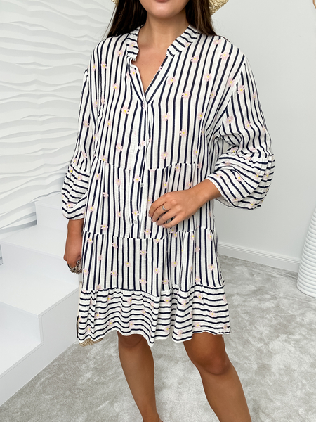 Biała muślinowa sukienka w granatowe paski Ada