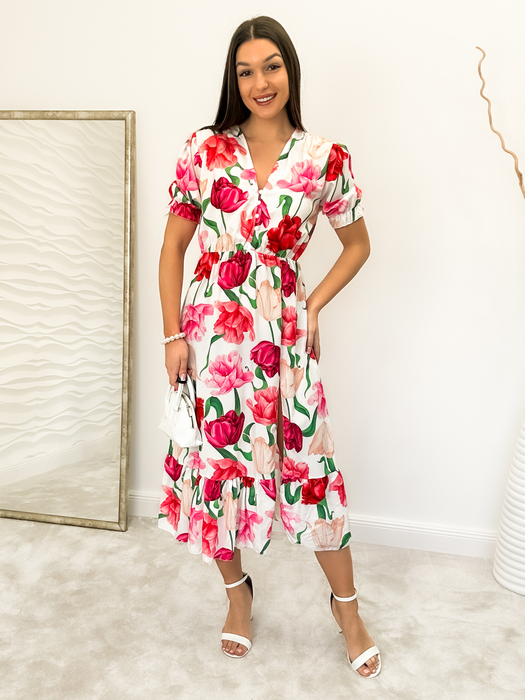 Różowa sukienka z rozcięciem w kwiaty Lily